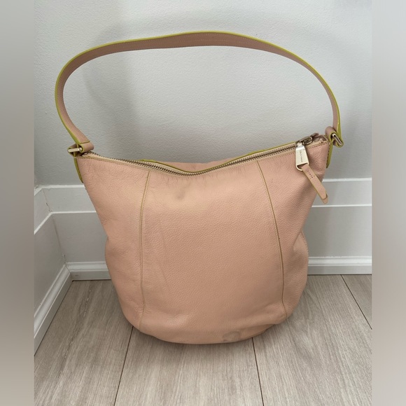 Cole Haan - Peach coloured with bright yellow trim - Used condition - Picture 4 of 16